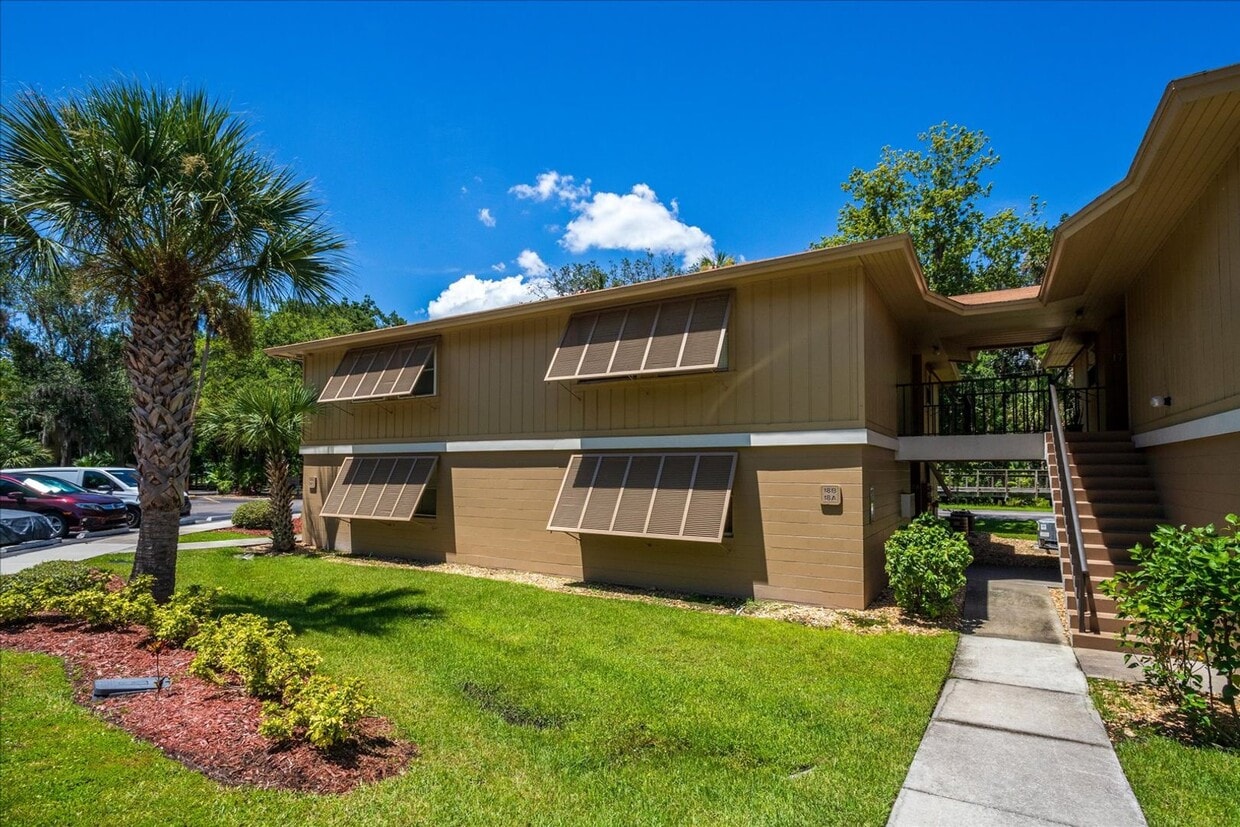 Primary Photo - Fully Renovated 2BD/2BTH Deltona Condo Nea...