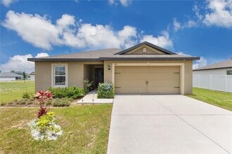 Building Photo - 205 Cimarron Dr