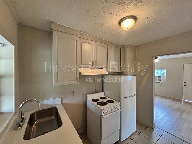 Foto del edificio - 517 E 5th St