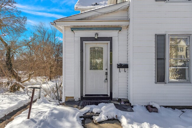 Foto del edificio - 313 Curtis St