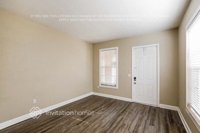 Building Photo - 8668 Blaze Ct