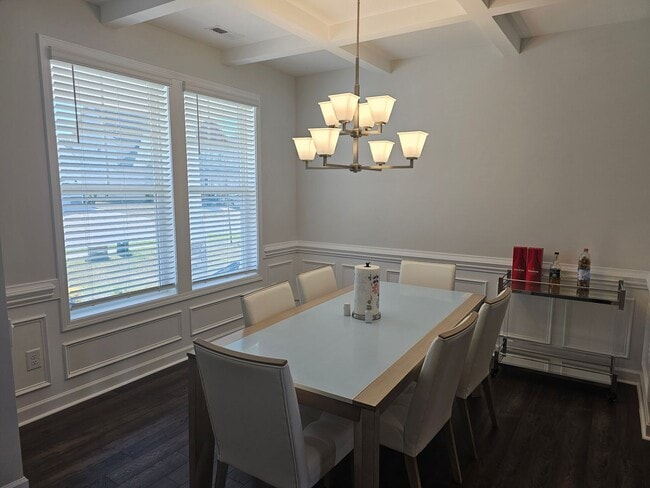 Foto del edificio - Like New Home featuring 4 Bedrooms, a Loft, and a fully fenced Yard!