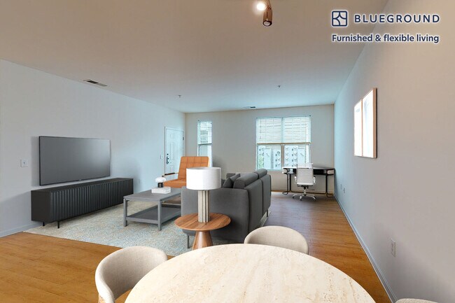 Foto del edificio - 1700 E 5th St