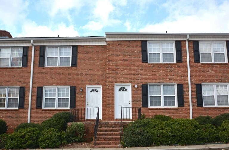 Primary Photo - Nottingham Townhomes