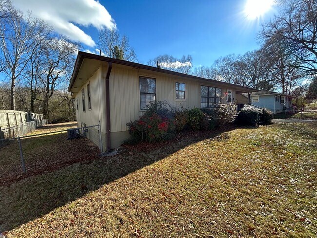 Foto del edificio - 3/2 House in Jamestown/Lindale $1,495
