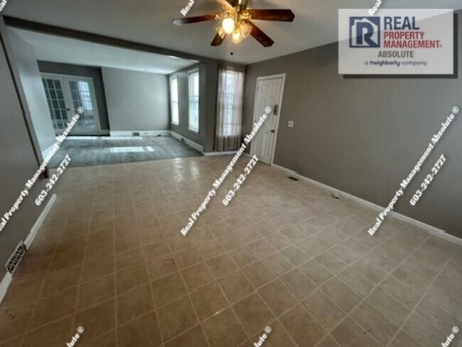 Foto del edificio - Large First-Floor 3BR Near Downtown Manchester