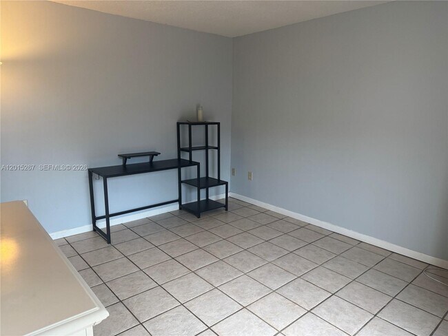 Foto del edificio - 17016 SW 144th Ct