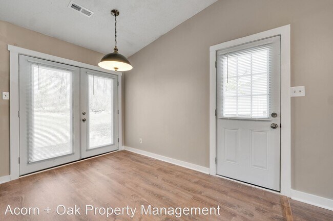 Foto del edificio - 3 br, 1.5 bath House - 2610 De Mille St