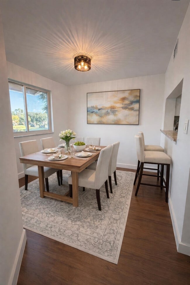 Foto del edificio - 788 NW 92nd Ave