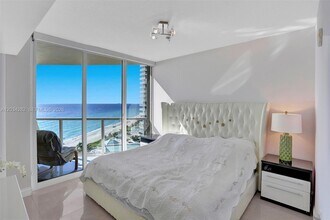 Building Photo - 16699 Collins Ave