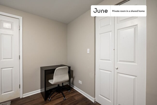 Foto del edificio - Room in Shared 5 bed/2 bath home