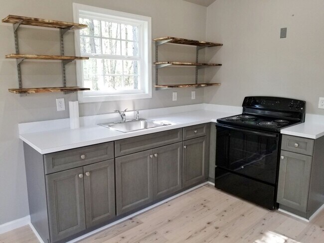 Building Photo - Tiny House