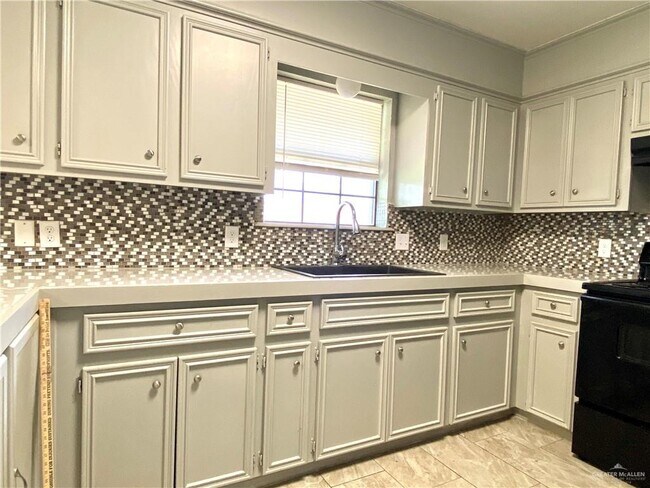 Building Photo - 3306 Audrey Ln