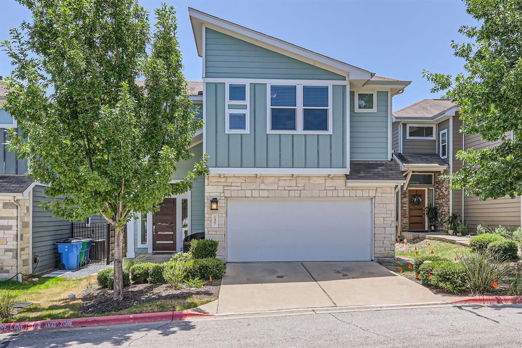Foto principal - 2407 Montague St