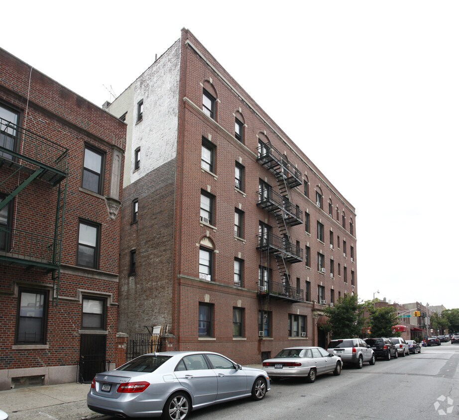 Foto del edificio - 30-95 34th St