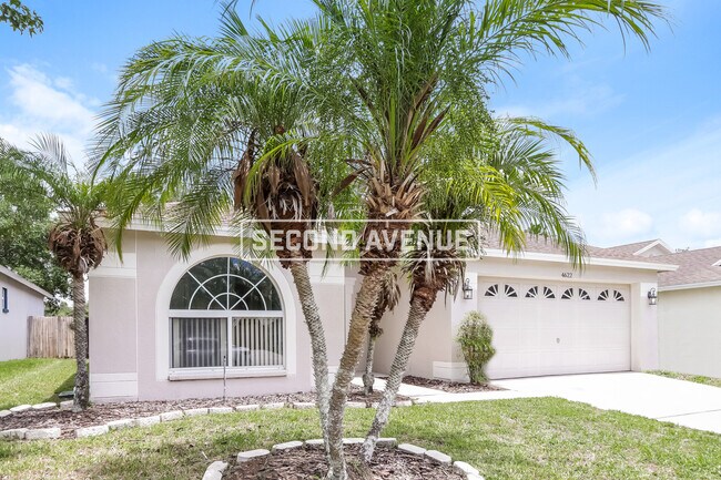 Foto del edificio - 4622 Tailfeather Ct