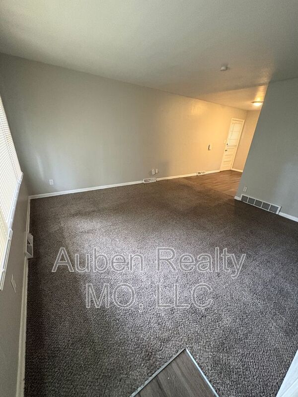 Foto del edificio - 8407 E 98th Terrace