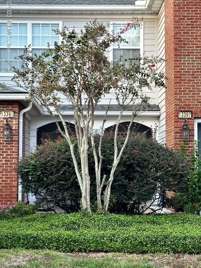 Building Photo - 13395 Stone Pond Dr