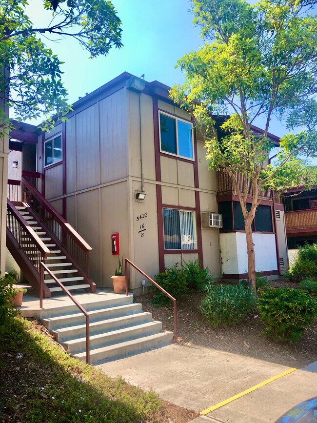 Building Photo - 5422 Adobe Falls Rd
