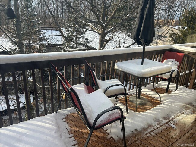 Foto del edificio - 2 Secora Rd