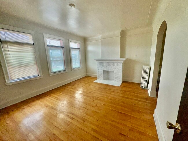 Foto del edificio - 2681 Pasadena St