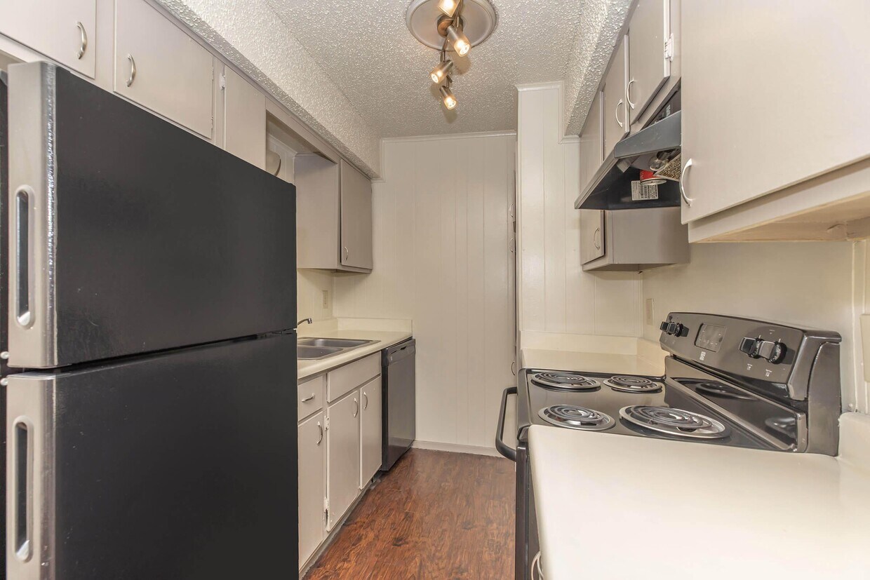 Canyon Village Apartment Homes Apartments 3200 Finfeather Rd Bryan