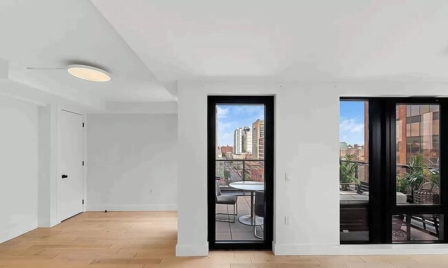 Building Photo - 60 W 125th St