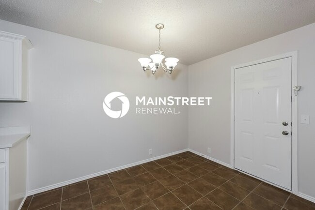 Foto del edificio - 3 Bedroom Pet-Friendly Home in Seagoville,...