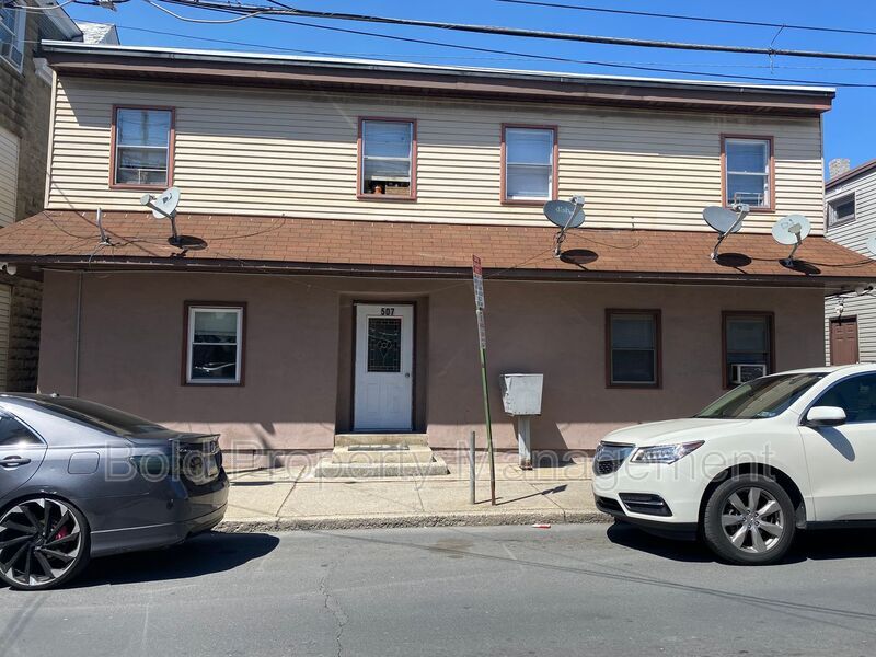 507 E Lehman St Unit 5, Lebanon, PA 17046 Condo for Rent in Lebanon