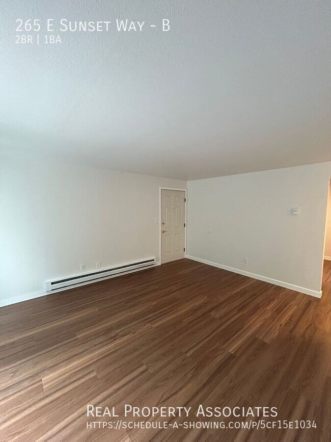 Building Photo - 265 E Sunset Way
