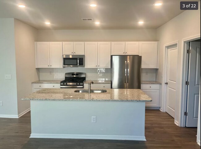 Building Photo - 171 Marsh Deer Pl