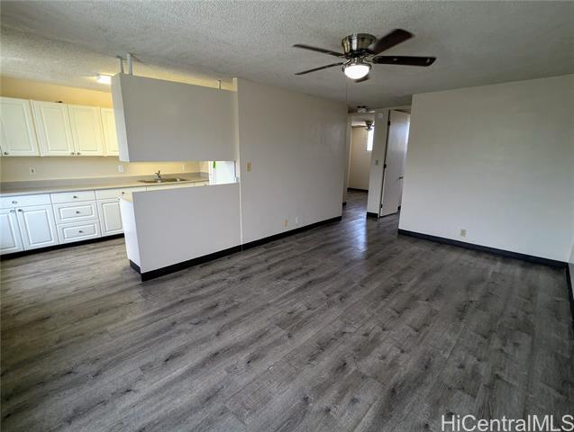 Building Photo - 855 Olokele Ave