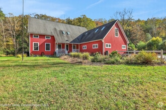 Building Photo - 125 Morey Hill Rd