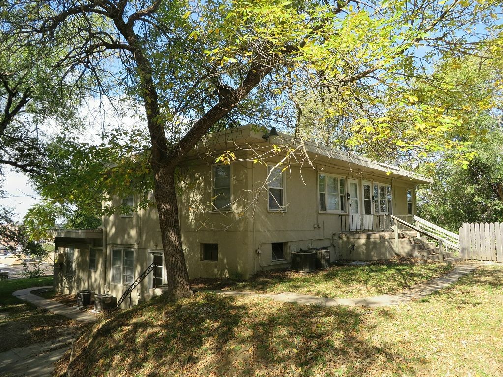 Primary Photo - 125 Park Ave