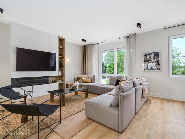 Foto del edificio - 3106 Cottonwood Ln