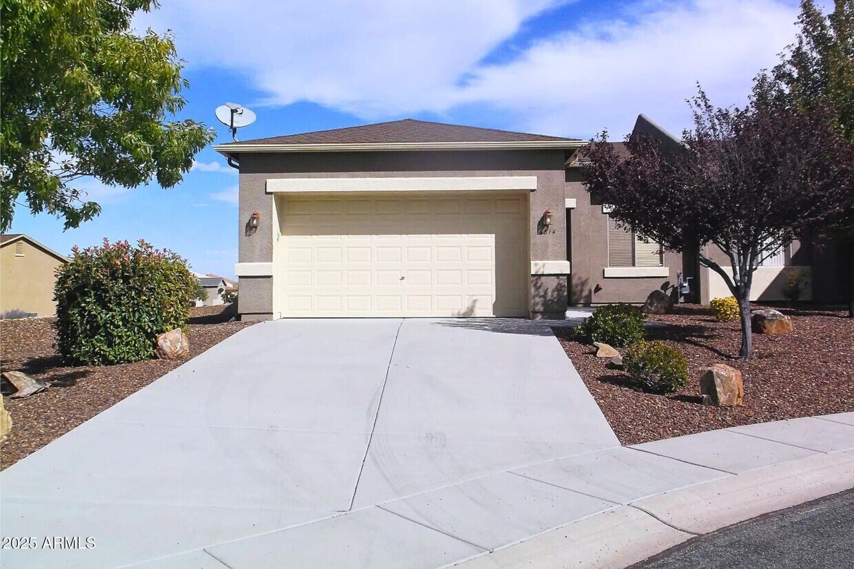 Foto principal - 6814 E Perth Ct