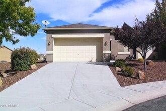 Building Photo - 6814 E Perth Ct