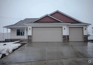 Building Photo - 1984 E Highwing Ct