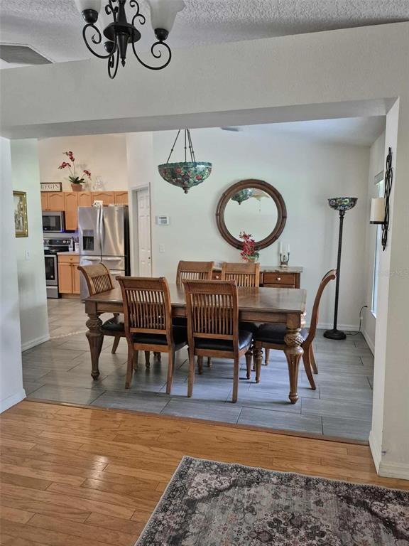 Foto del edificio - 30733 Buttercup Ln