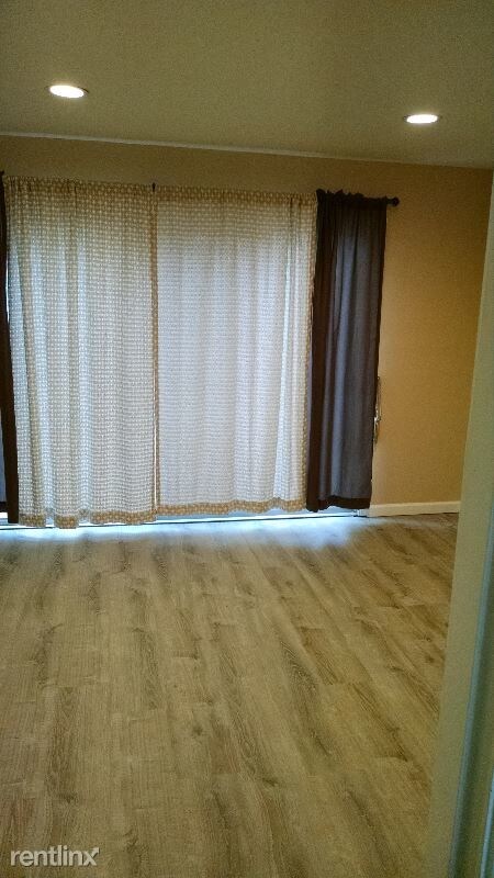 Building Photo - 2 br, 1.5 bath Condo - 3048 Yulupa Ave
