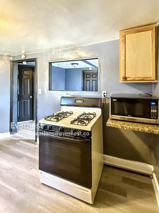 Foto del edificio - 21251 Westview Ave