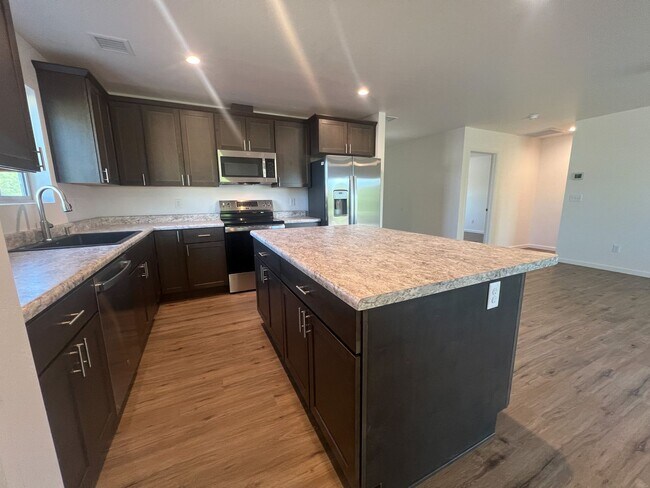 Foto del edificio - DUPLEX APARTMENT - RIMROCK/LAKE MONTEZUMA