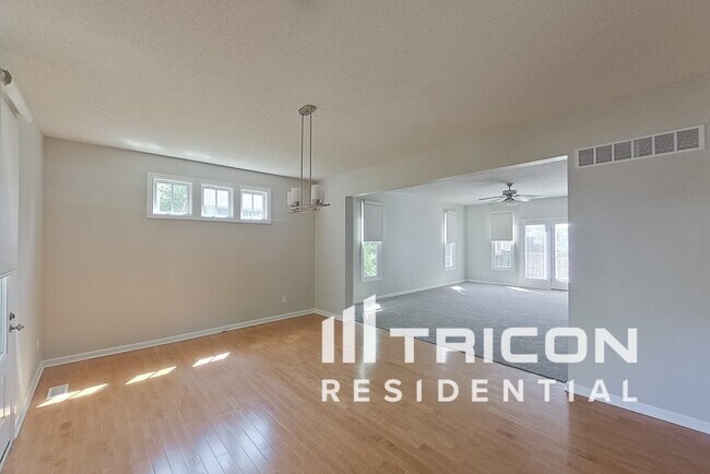 Foto del edificio - 3441 Mackey Wherry St