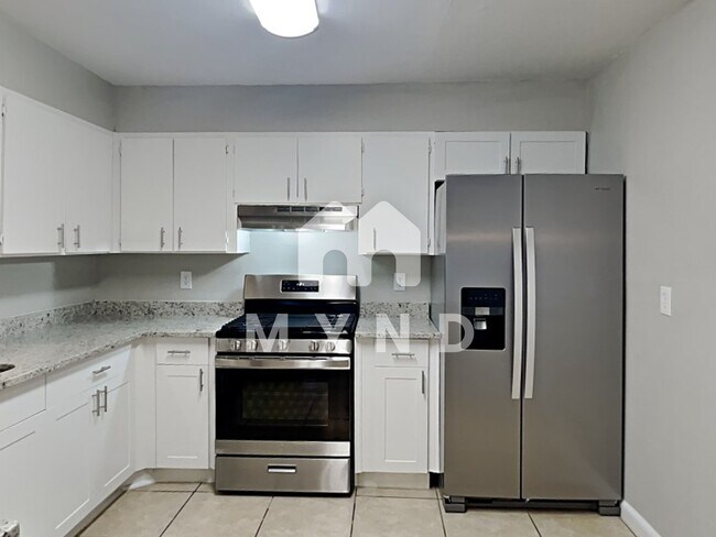 Foto del edificio - 5153 Springwood Rd