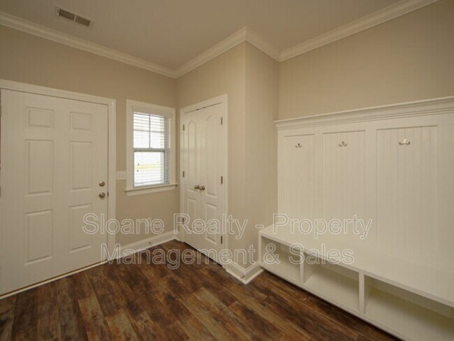 Building Photo - 4137 Rigsby Ln