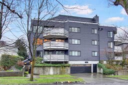 Condominiuims de Broadway Plaza - 116 11th Ave E