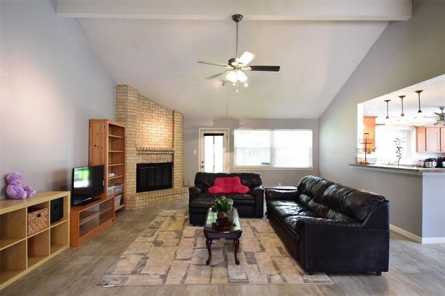 Foto del edificio - 13522 Canaan Bridge Dr