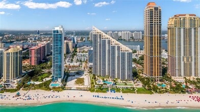 Building Photo - 17555 Collins Ave