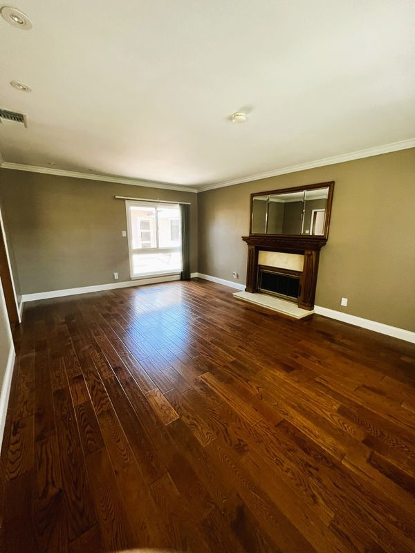 Foto del edificio - 4237 Heather Rd