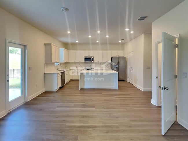 Building Photo - 3715 Windward Hls Blvd